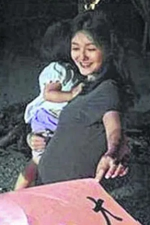 Foto Barbie Hsu yang membuat netizen mengira sang aktris hamil lagi. ©lollipop.com