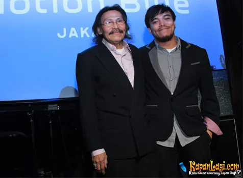 Barry Likumahuwa tampil di Blue Motion © KapanLagi.com/Muhammad Akrom Sukarya