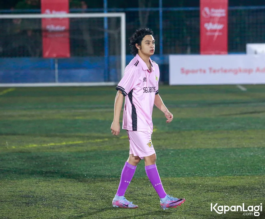 Bastian Pernah Bertemu dengan Legenda-Legenda Manchester United Lain / Credit Foto: KapanLagi.com/Muhammad Akrom Sukarya