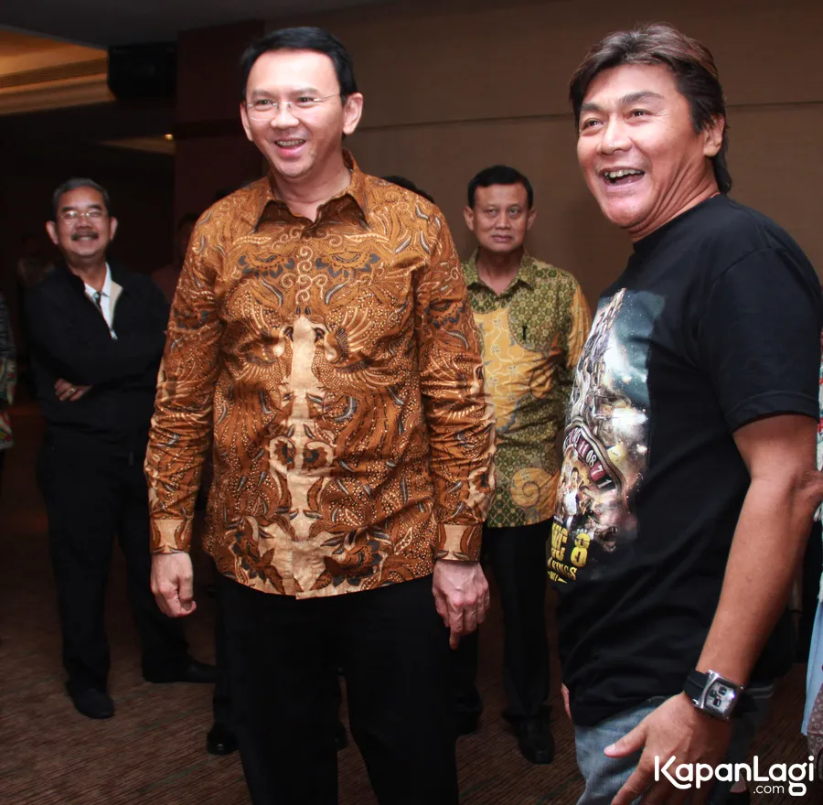 Ahok bandingkan Zaskia Gotik yang dianggap hina Indonesia, dengan guyonan Mr Bean yang permainkan karakter Ratu Inggris. ©KapanLagi.com/Muhammad Akrom Sukarya