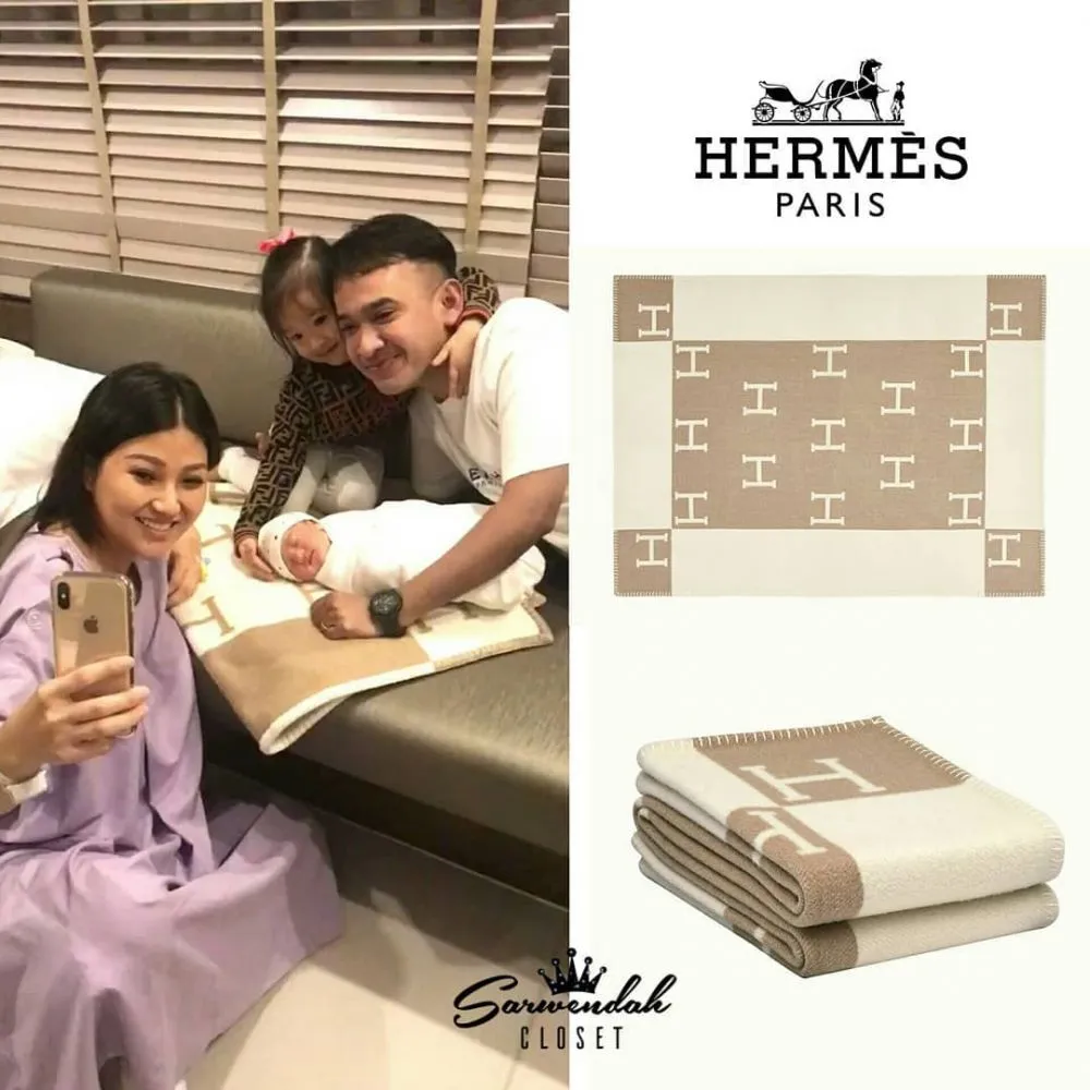 Instagram @theonsucloset