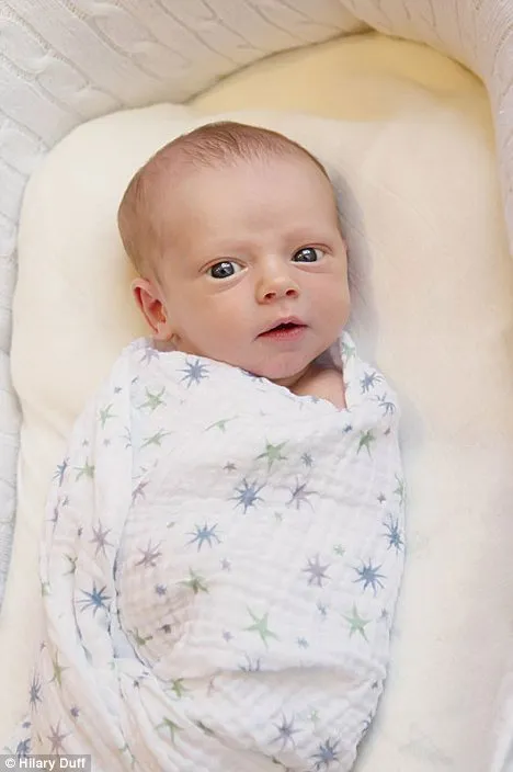 Bayi Hilary Duff