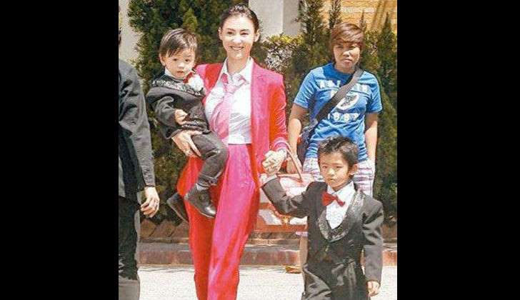 Cecillia Cheung frustasi anaknya jadi incaran paparazzi. ©xin.msn