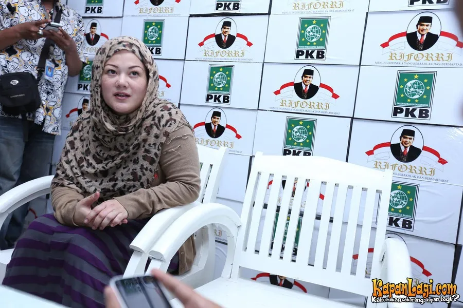 Bebby utarakan kekhawatiran sang ibunda. @KapanLagi.com®/Budy Santoso