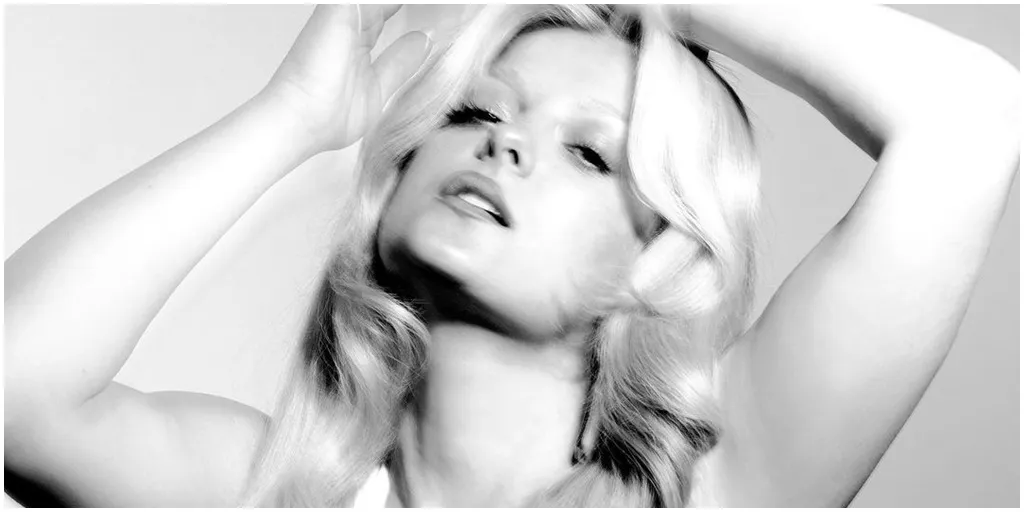 Bebe Rexha - I'm Not High, I'm In Love
