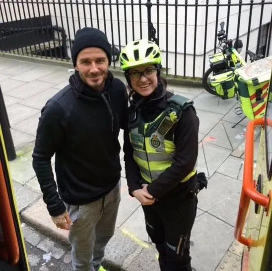 Beckham Berpose Bersama Catherine © londonambulance