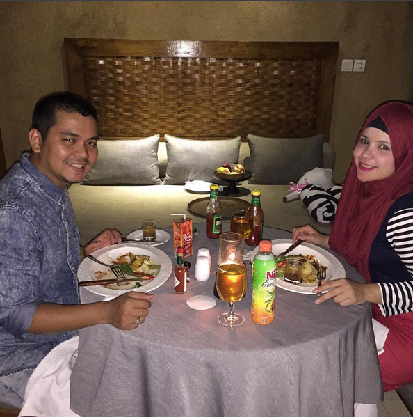 Dinner Romantis di Kamar Hotel, Indra Bekti Rayakan Ultah 