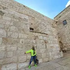 Potret Kiki Fatmala saat berkunjung ke Wisata Religi (Sumber: Liputan 6)