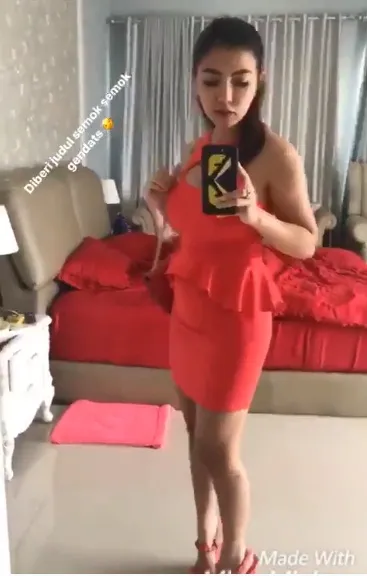 Perut Bella buncit ©instagram/bellashofie5292