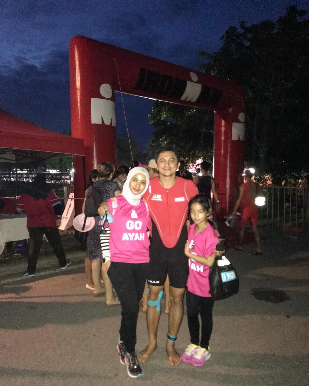 Bella dan Aleesya kompak beri dukungan buat Emran ©instagram/laudyacynthiabella