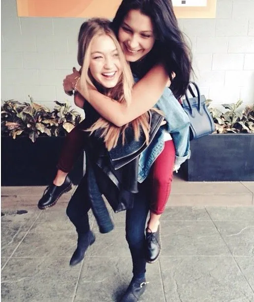 Bagi Gigi, Bella adalah sahabat terbaik © Instagram.com/bellahadid