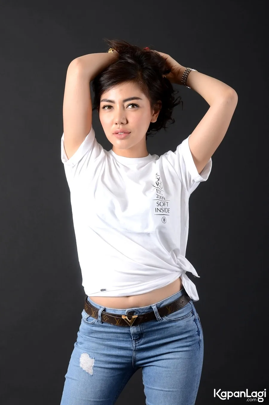 Baru beberapa bulan menikah, Bella Shofie masih merasakan adaptasi yang berat. ©KapanLagi.com/Bambang E Ros