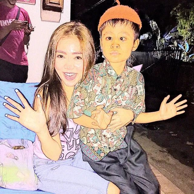 Bella Shofie pose bareng Sony Wakwaw