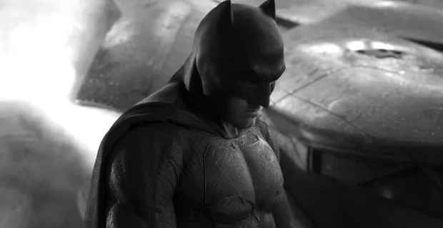 Setelah berperan jadi sang superhero, akankah Ben Affleck menyutradarai film Batman? © Warner Bros