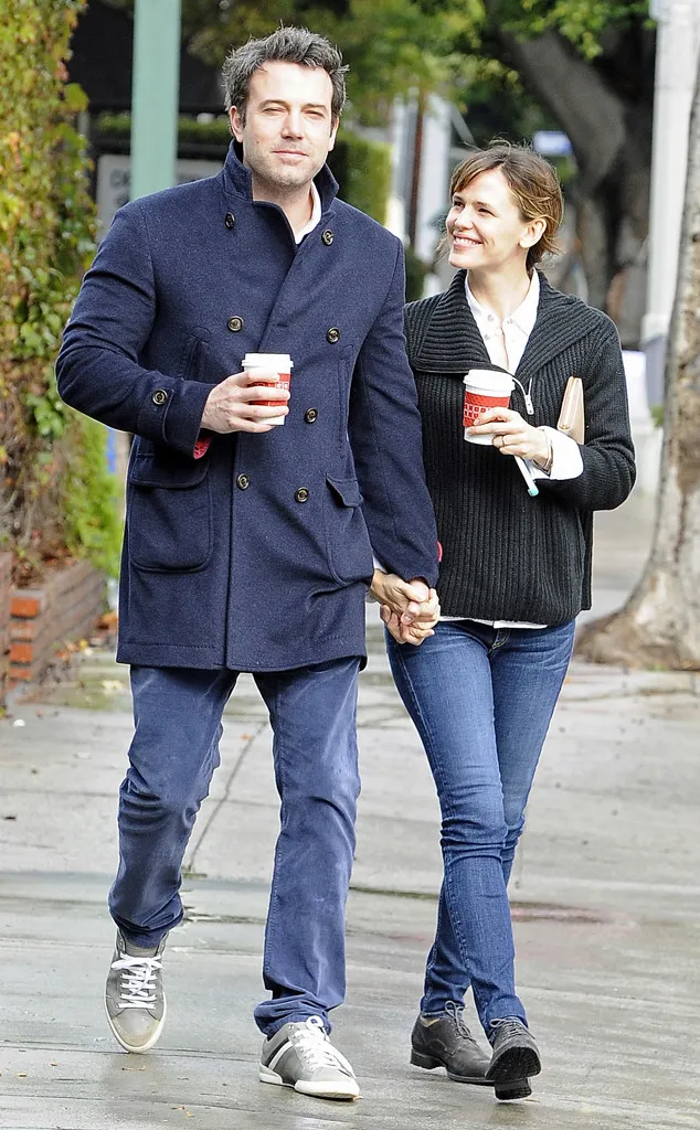 Kemesraan Ben dan Jennifer kini tinggal kenangan @ eonline.com