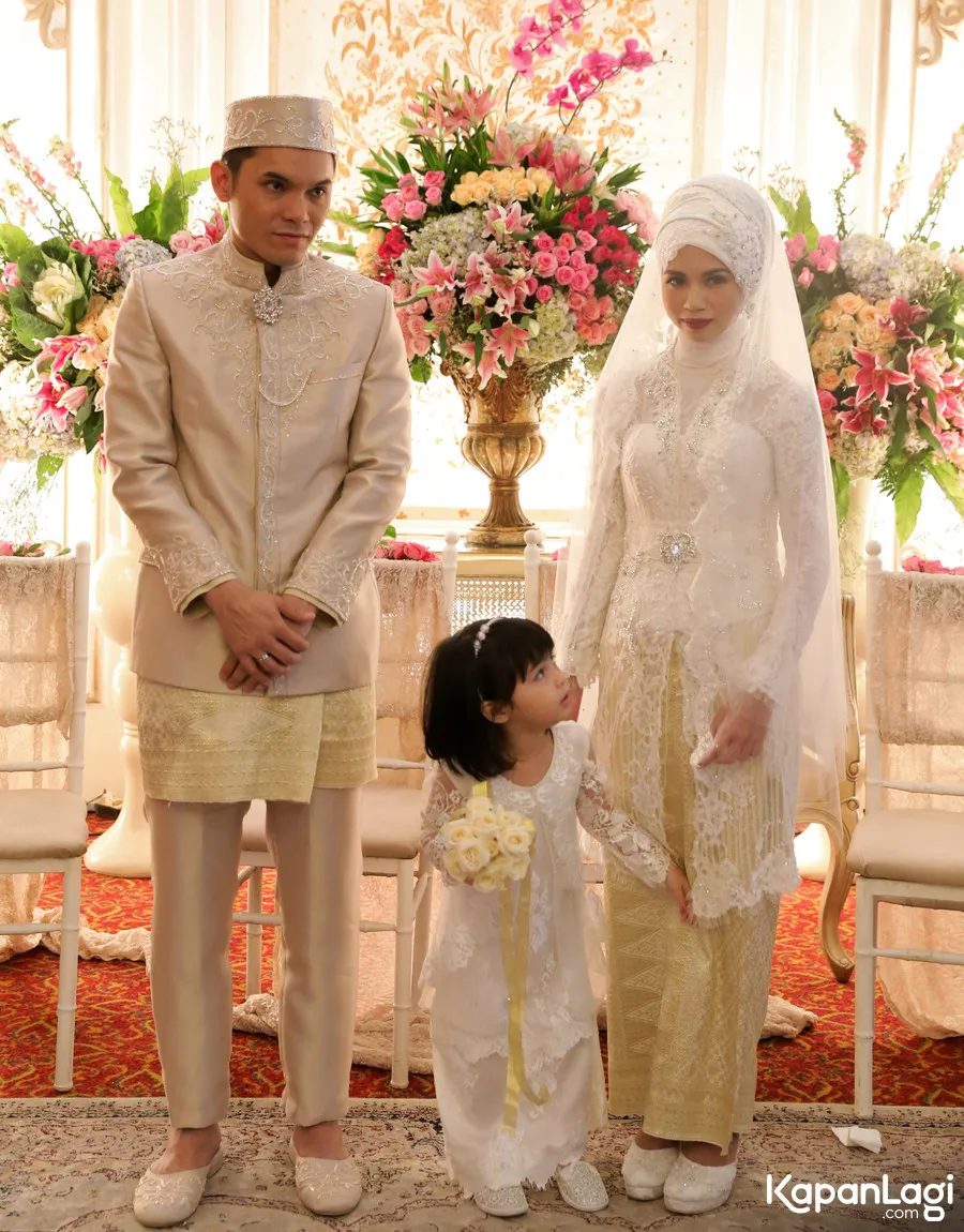 Punya mama baru yang cantik, Sienna tampak bahagia © Muhammad Akrom Sukarya