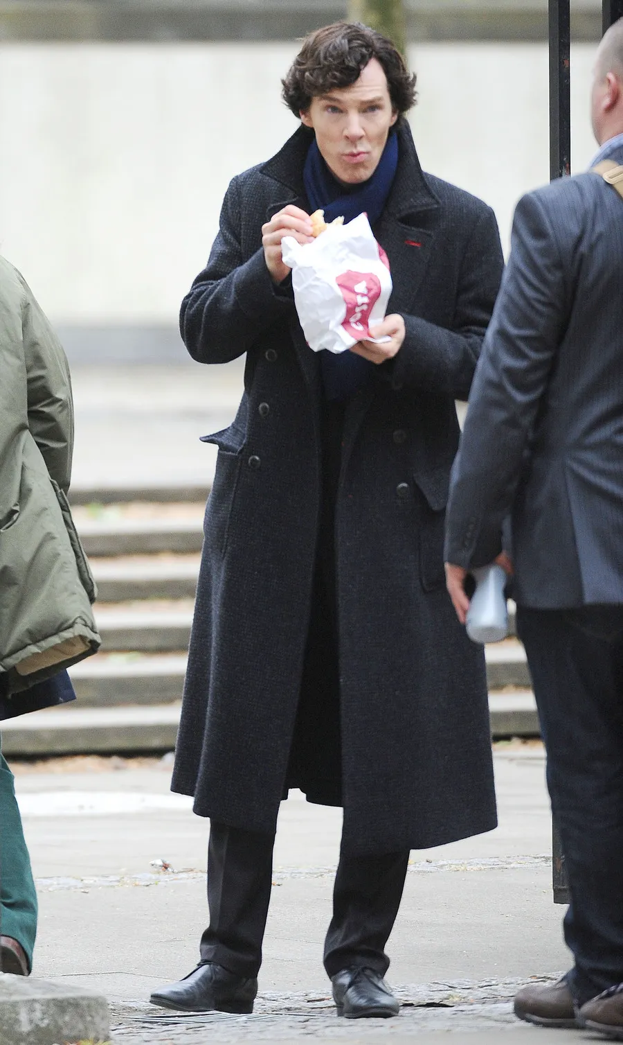 Benedict Cumberbatch sangat menikmati perannya sebagai detektif Sherlock. ©Fameflynet