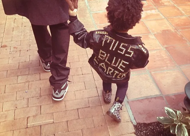 Jay Z dan Blue Ivy Carter @ Tumblr/Beyonce