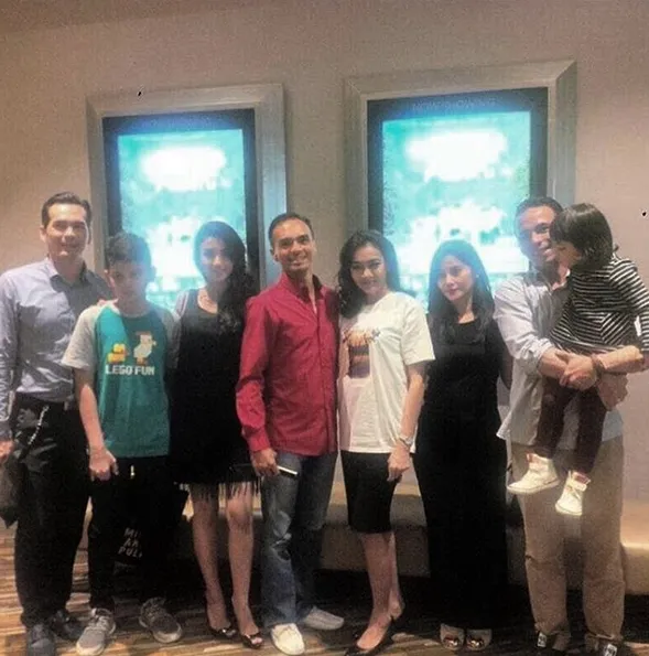 Istri-istri Syach bersaudara juga seleb ©instagram/attar.syach