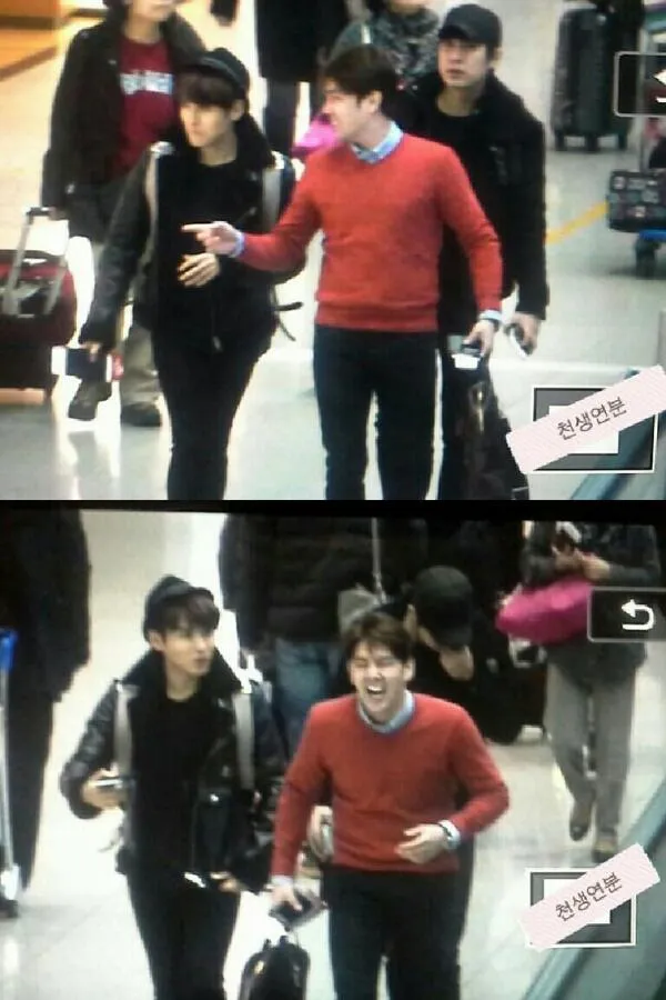 Kangin & Ryeowook di bandara Incheon menuju Indonesia foto: inHeavenKT