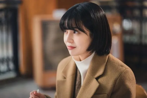 Sinopsis Drama Terbaru Ahn Jae Hyun 'THE REAL ONE APPEARED' Asmara Dokter Kandungan yang Terikat Kontrak Palsu - Jadi Hubungan Romantis (credit pdoto: instagram.com/kbsdrama/)