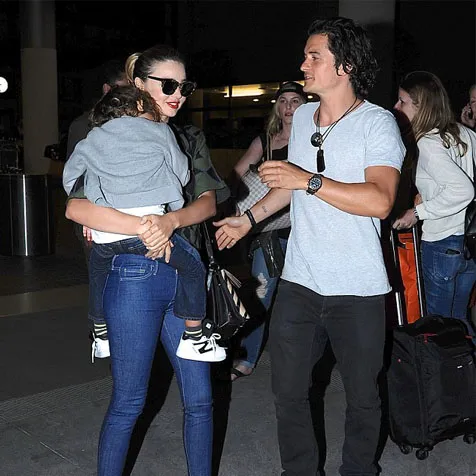 Bahagia! Si kecil Flynn dapat berkumpul lagi bersama ibu dan ayahnya @ dailymail.co.uk