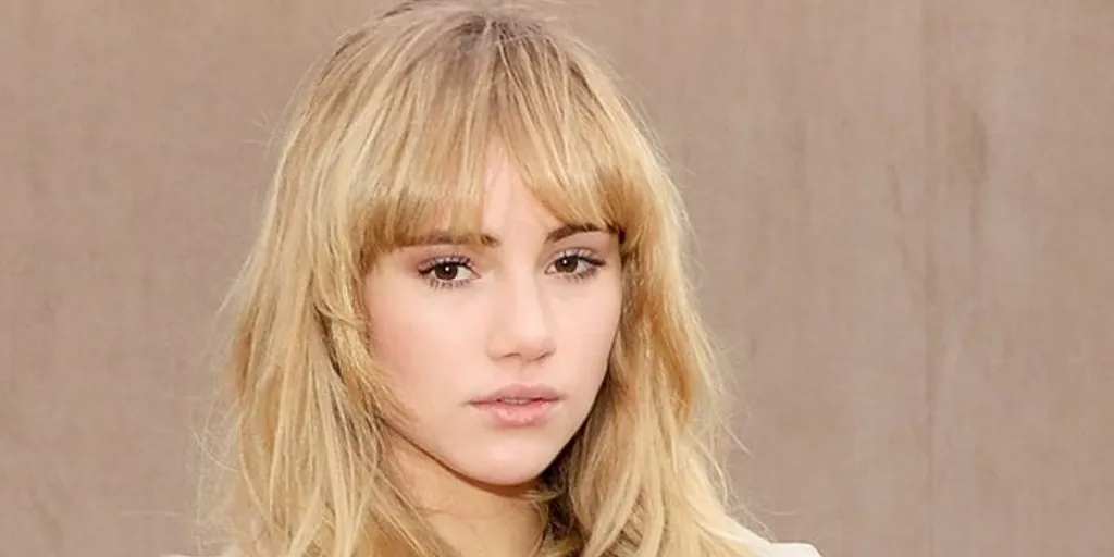Suki Waterhouse - Good Looking