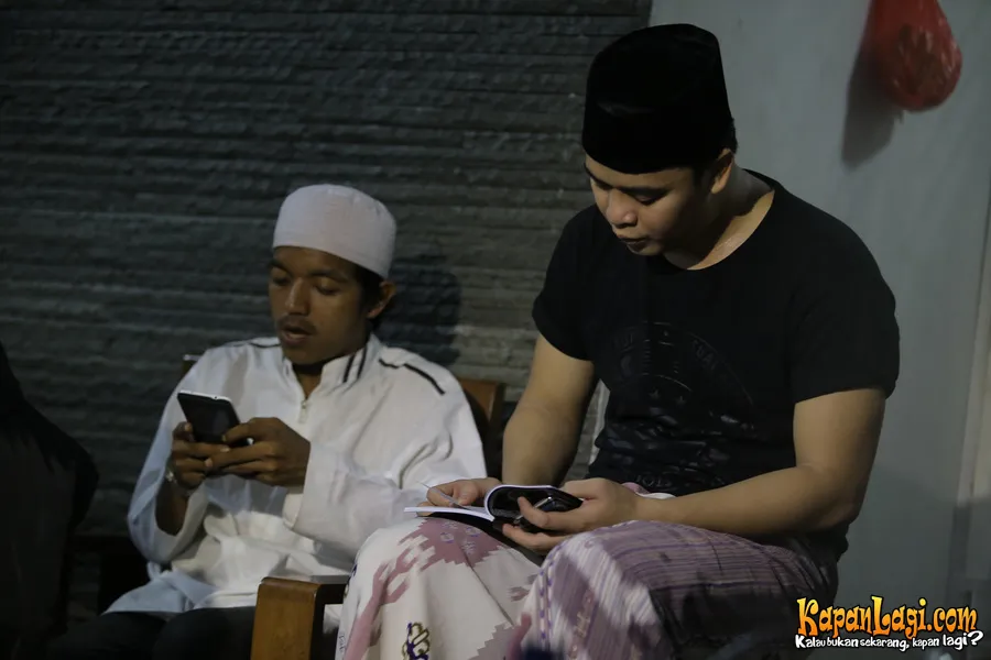 Billy teringat sang kakak ketika mendengar shalawat © KapanLagi.com®/Agus Apriyanto