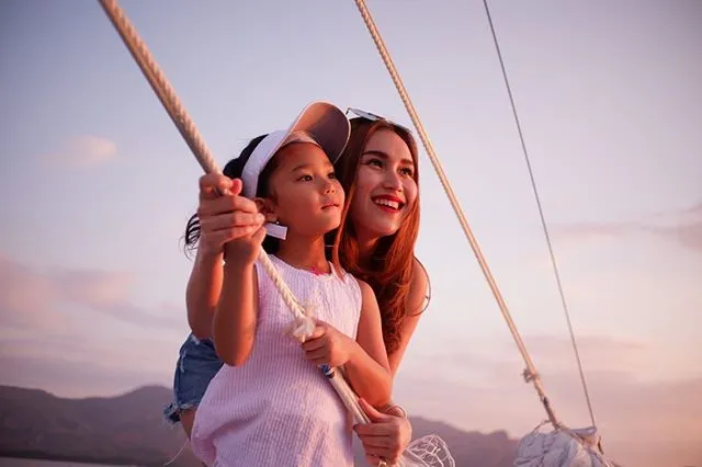 Ayu Ting Ting dan Bilqis ©instagram.com/ayutingting92