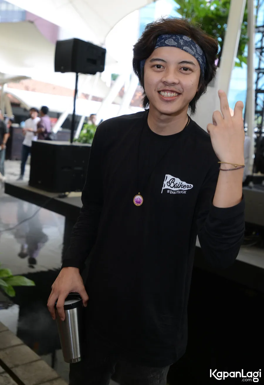 Bisma Karisma ikut kegiatan Motorbaik. ©KapanLagi.com/Muhammad Akrom Sukarya