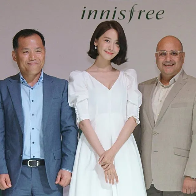 Irwan Mussry bersama Yoona Girls Generation © Instagram.com/irwanmussry