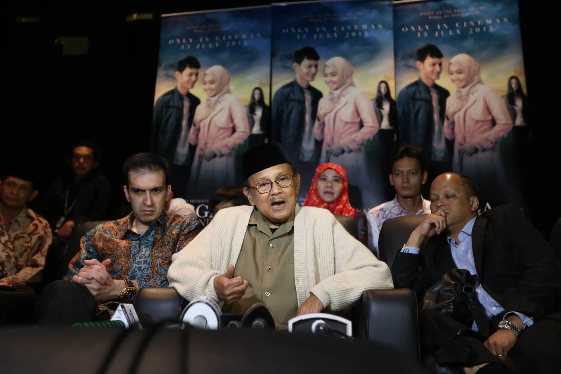 BJ Habibie meminta masyarakat Indonesia untuk mengapresiasi karya anak negeri © KapanLagi.com®/Budy Santoso