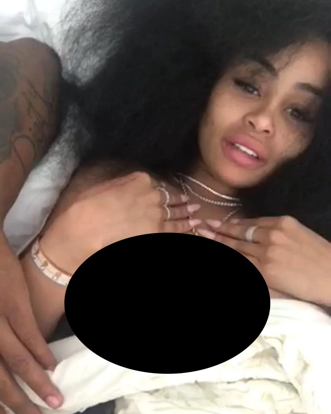 Rarri pamer foto topless Blac © instagram.com/ferraritru3