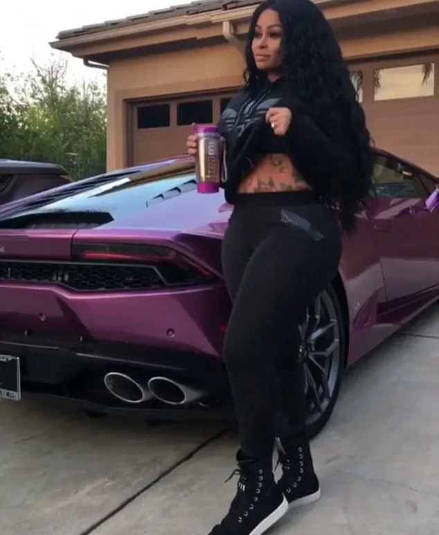 Blac turun 10 kilo dalam 2 minggu, wow! © instagram.com/blacchyna