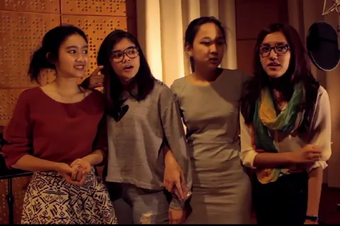 Blink saat sesi rekaman Seindah Biasa ©youtube
