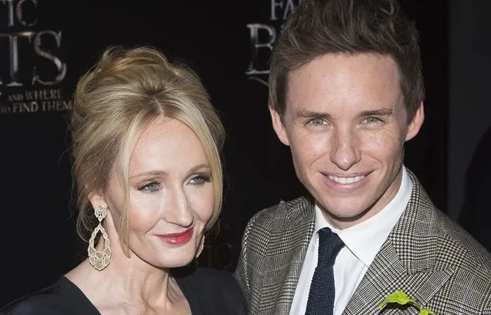 Eddie merupakan pilihan pertama J.K Rowling untuk memerankan Newt Scamander via id.bookshow.com