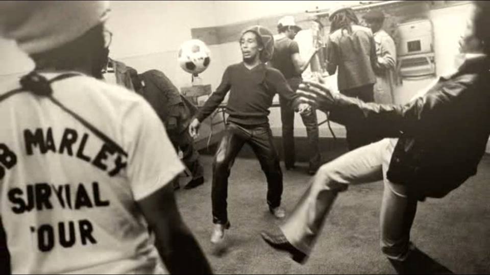 Bob Marley di sela-sela Survival Tour © Bob Marley Official Facebook