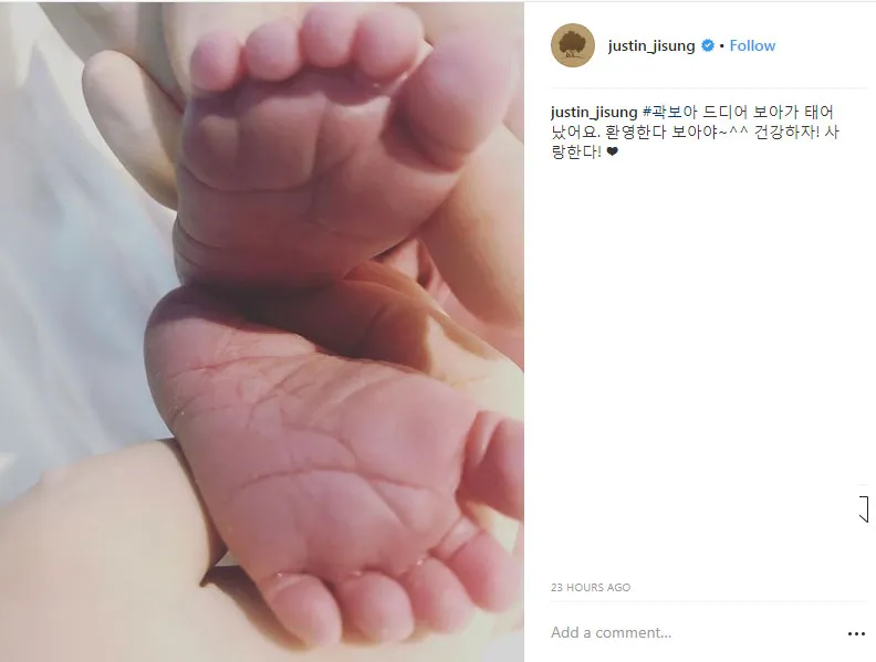 Anak kedua Ji Sung - Lee Bo Young © Instagram.com/justin_jisung