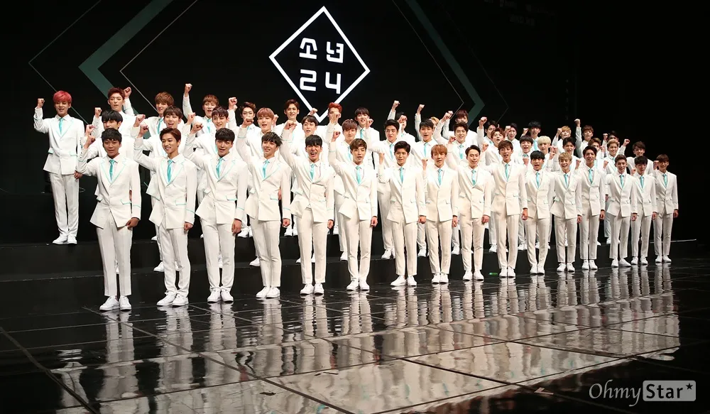 Para peserta BOYS24 © Oh My Star