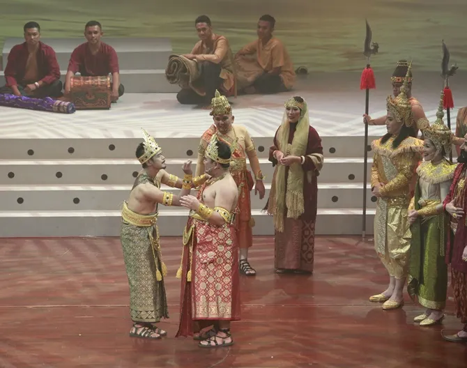 4 kali main teater, ketagihan?