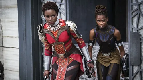 Kostum prajurit wanita yang fierce. (credit: thedailybeast.com)