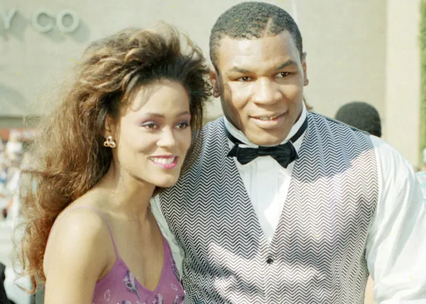 Mike Tyson - Robin Given pada tahun 1988 @ digitalspy.co.uk