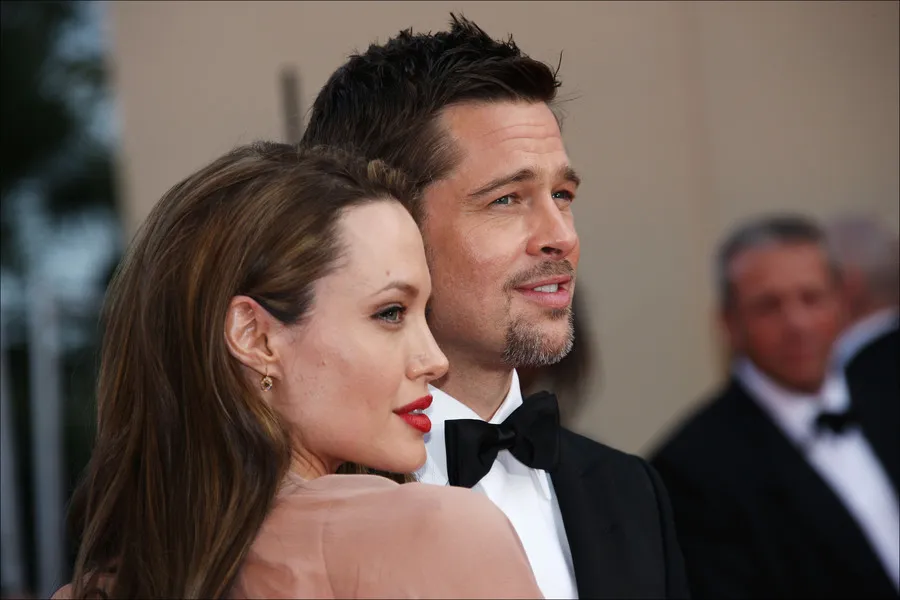 Angelina Jolie dan Brad Pitt disebut bakal segara bercerai © Splashnews