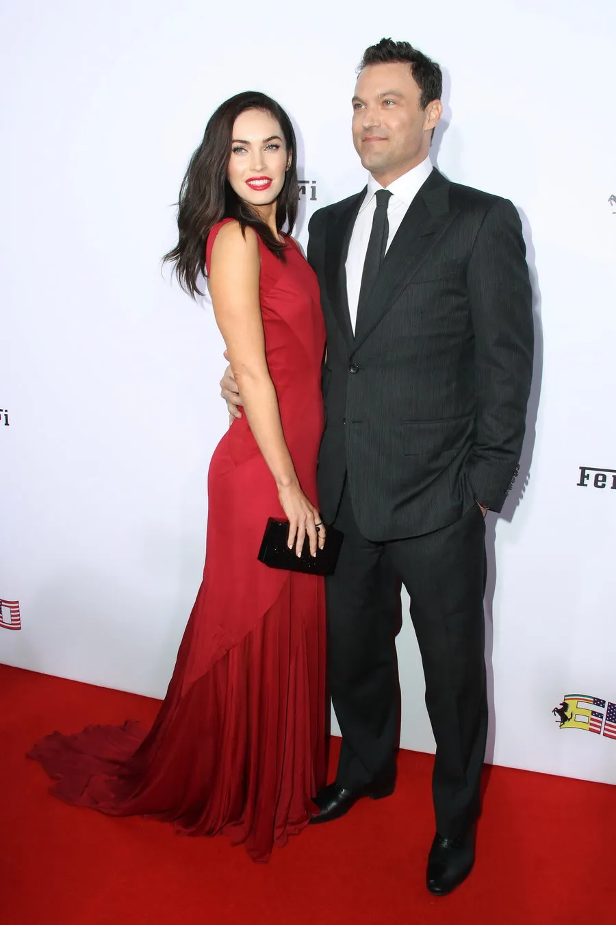 Megan Fox dan Brian Austin berlibur ke Hawaii © TPG Images