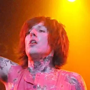 Bring Me The Horizon - Can You Feel My Heart