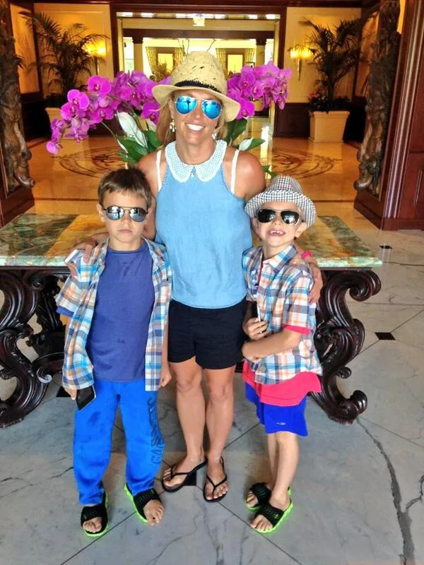 Britney dan dua anaknya @ Twitter/Britney Spears