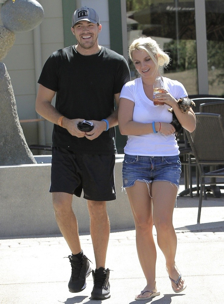 Diselingkuhi, Britney Spears Pilih Tinggalkan Pacar 