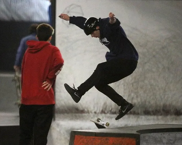 Brooklyn main skateboard © Dailymail.co.uk