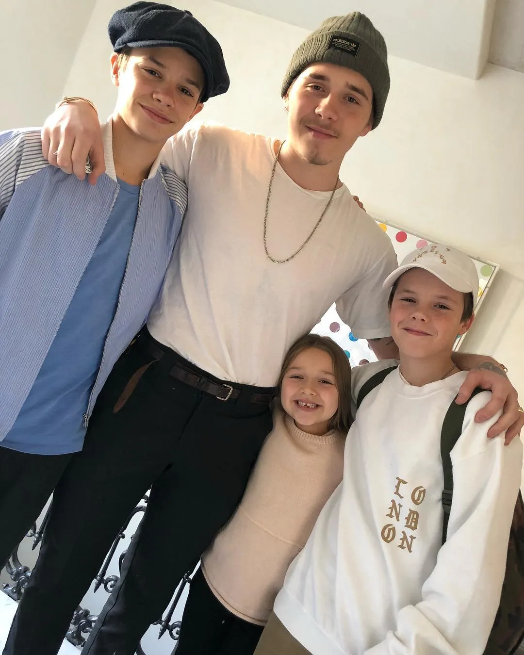Brooklyn akhirnya pulang! © instagram.com/victoriabeckham