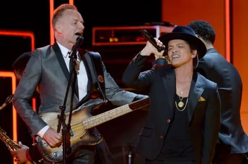 Bruno Mars dan Sting menampilkan kolaborasi pertama @billboard.com